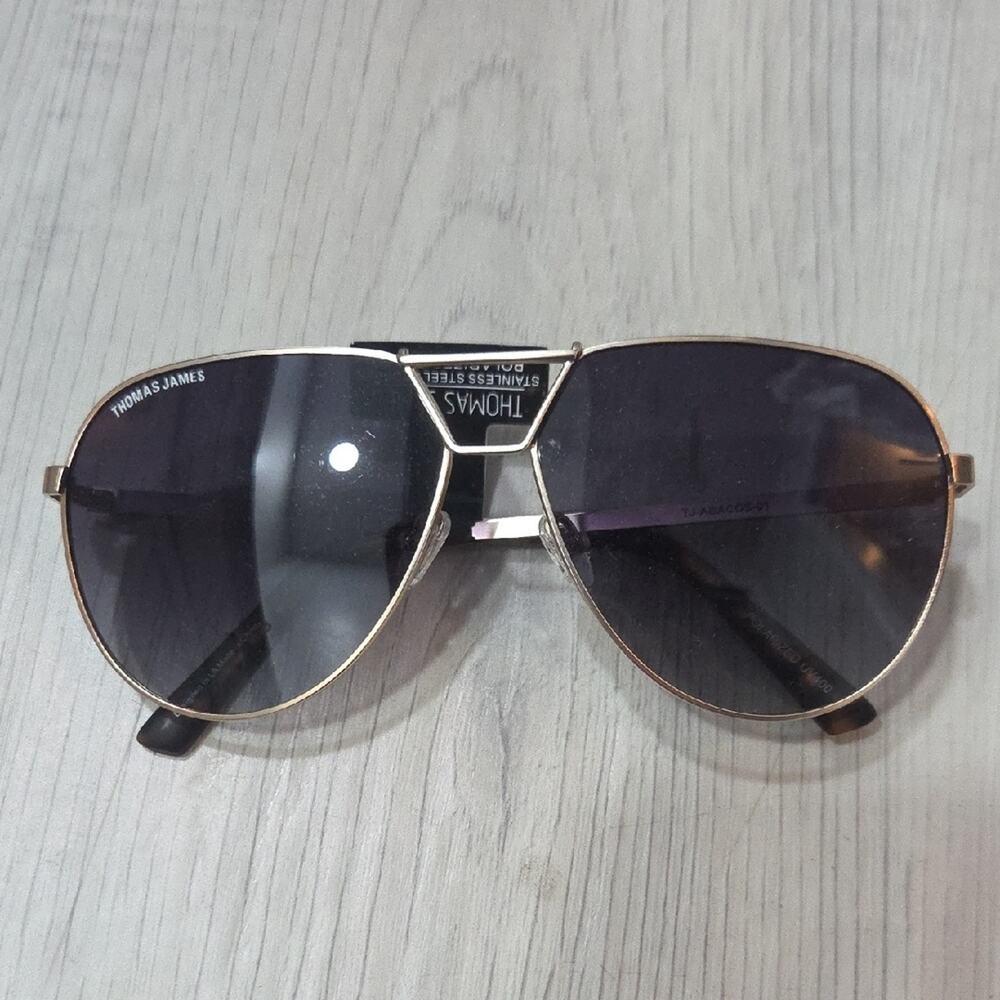 Gold and Black Aviator Sunglasses